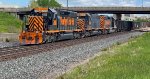 WE 7015 leads the shove home.